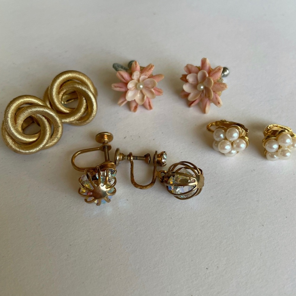 Set of 4 pairs of Vintage Clip-On earrings